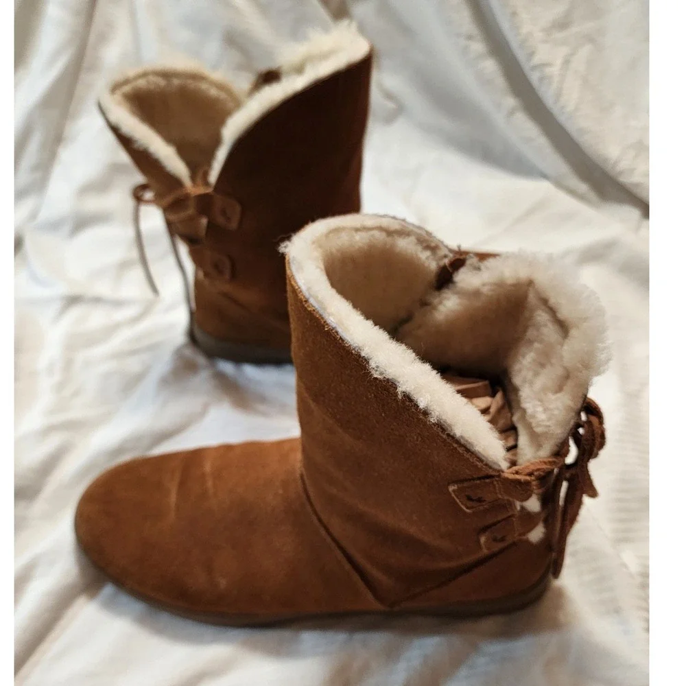 KOOLABURRA BY UGG Shazi Short Suede Boots - Women's 9